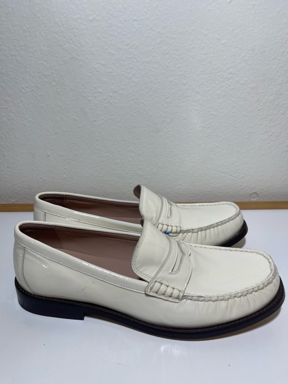 COLE HAAN Camea Lug Penny Loafer Women's Size US 8.5 B Ivory White